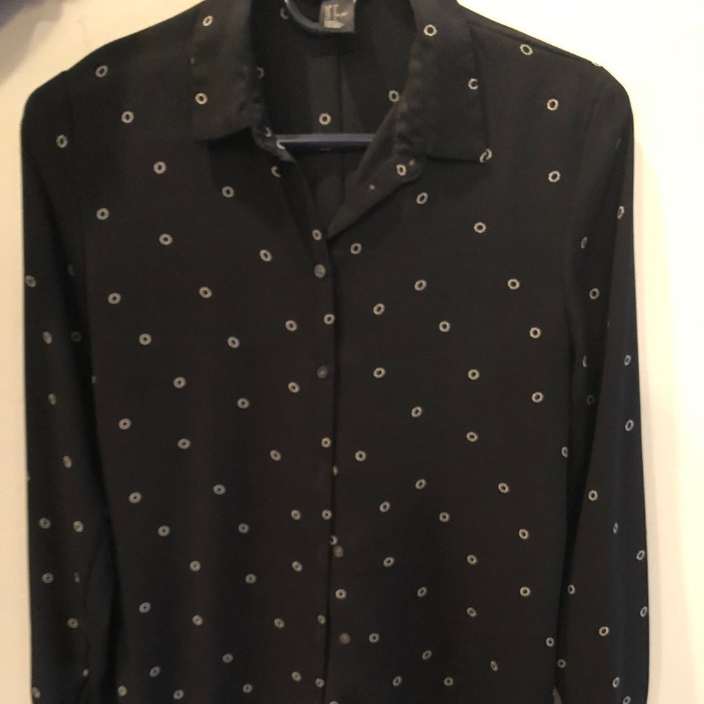 H&M black blouse with pattern, size 2